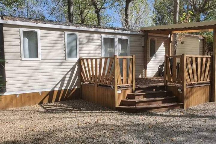 Camping pour 4 personnes près du Canal du Midi