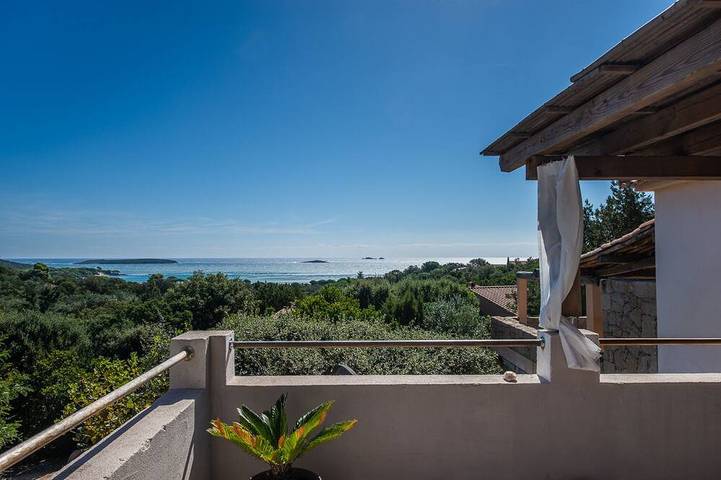 Villa pour 4 personnes, avec Balcon ainsi que Terrasse et Jardin dans Palombaggia