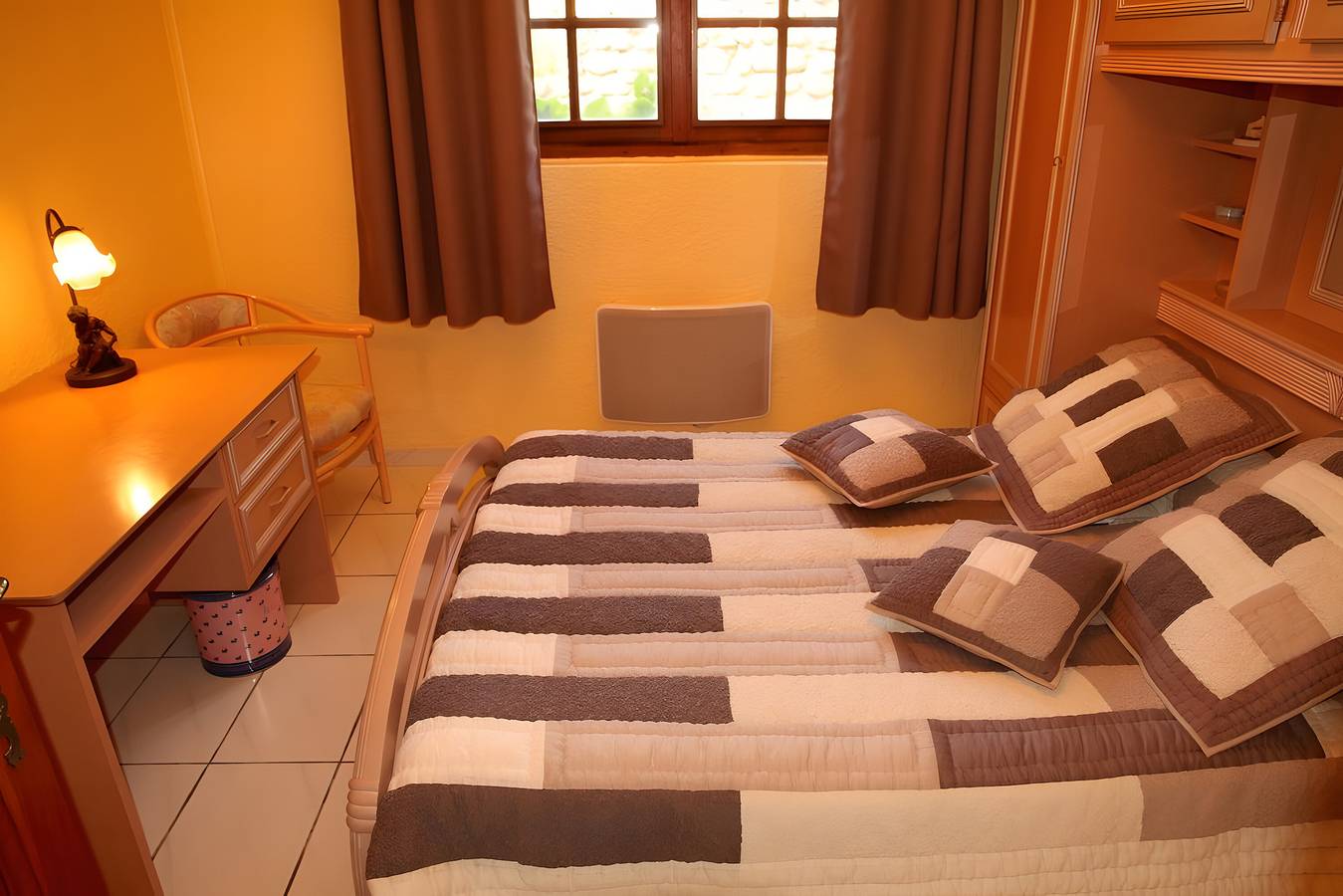 Hel leilighet, Apartment 'Chataigniers' with Mountain View, Private Pool and Wi-Fi in Juvinas, Parc naturel régional des Monts d'Ardèche
