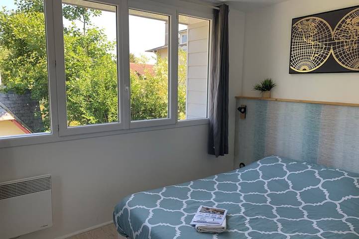 Location de vacances pour 4 personnes, avec terrasse et jardin à Ver-sur-Mer - 2