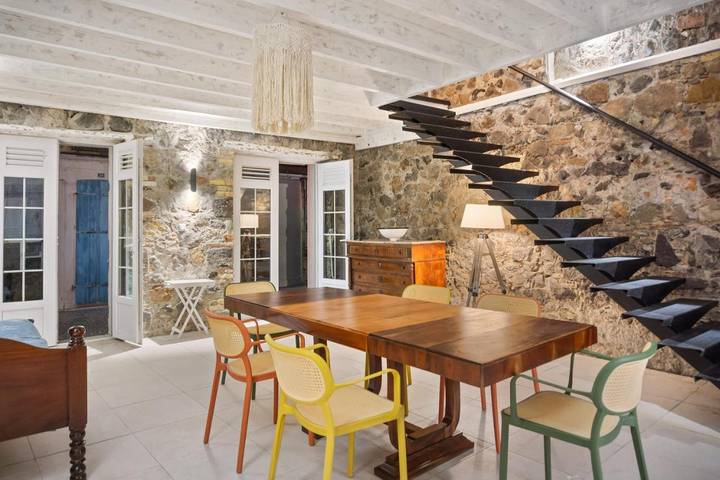 Location de vacances pour 6 personnes, avec terrasse et vue à Saint-Pierre (ville) - 3