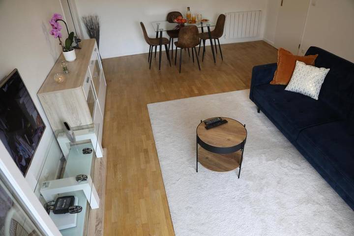 Gîte pour 6 personnes, avec balcon et vue à Saint-Cyr-l'École - 2