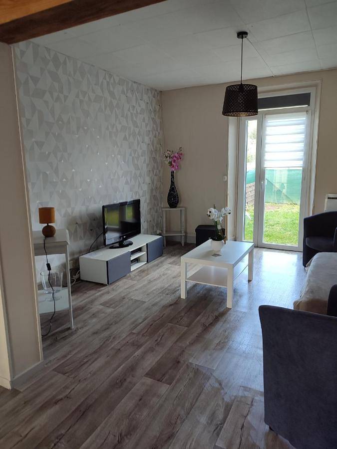 Location de vacances pour 4 personnes, avec jardin et vue à Fromelennes - 4