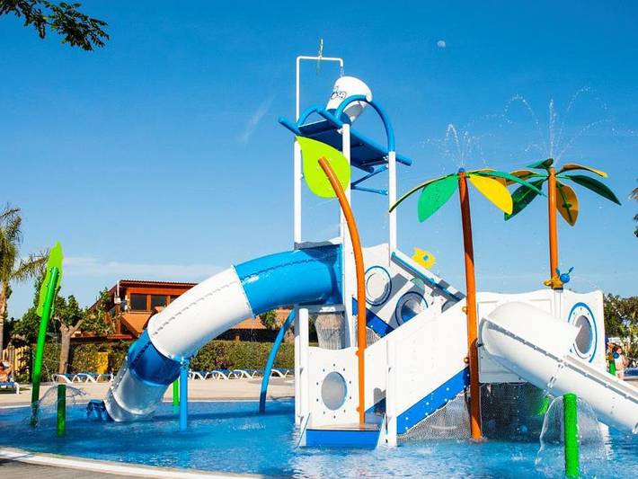 Bungalow para 5 personas, con piscina para niños en Cambrils