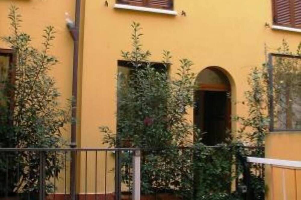 Mantova: Ferienhaus - 3   Räume - 4/5   Personen in Mantua, Mantua Provinz