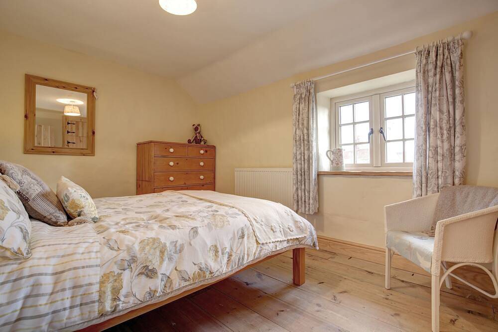 Charming cottage on North Norfolk coast in Heacham, Norfolk Coast