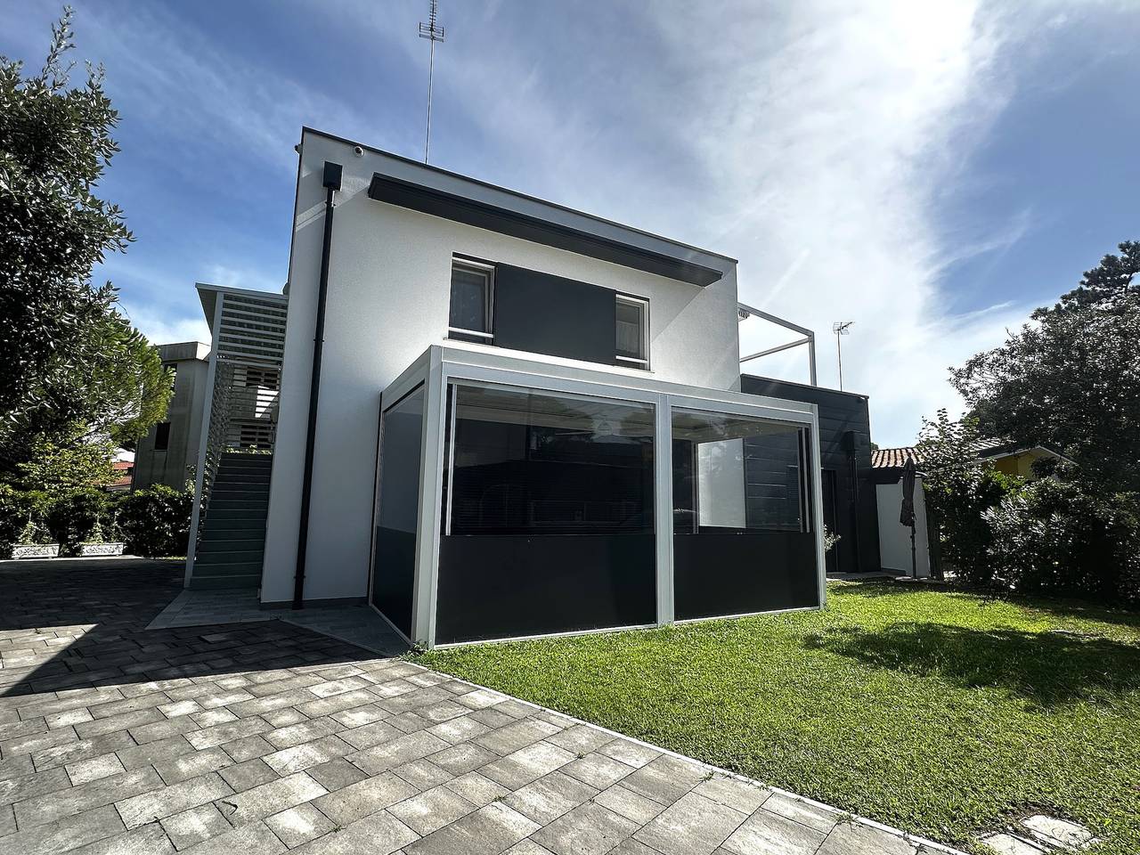 Moderne Familienwohnung mit Terrasse in Bibione, Venedig Provinz