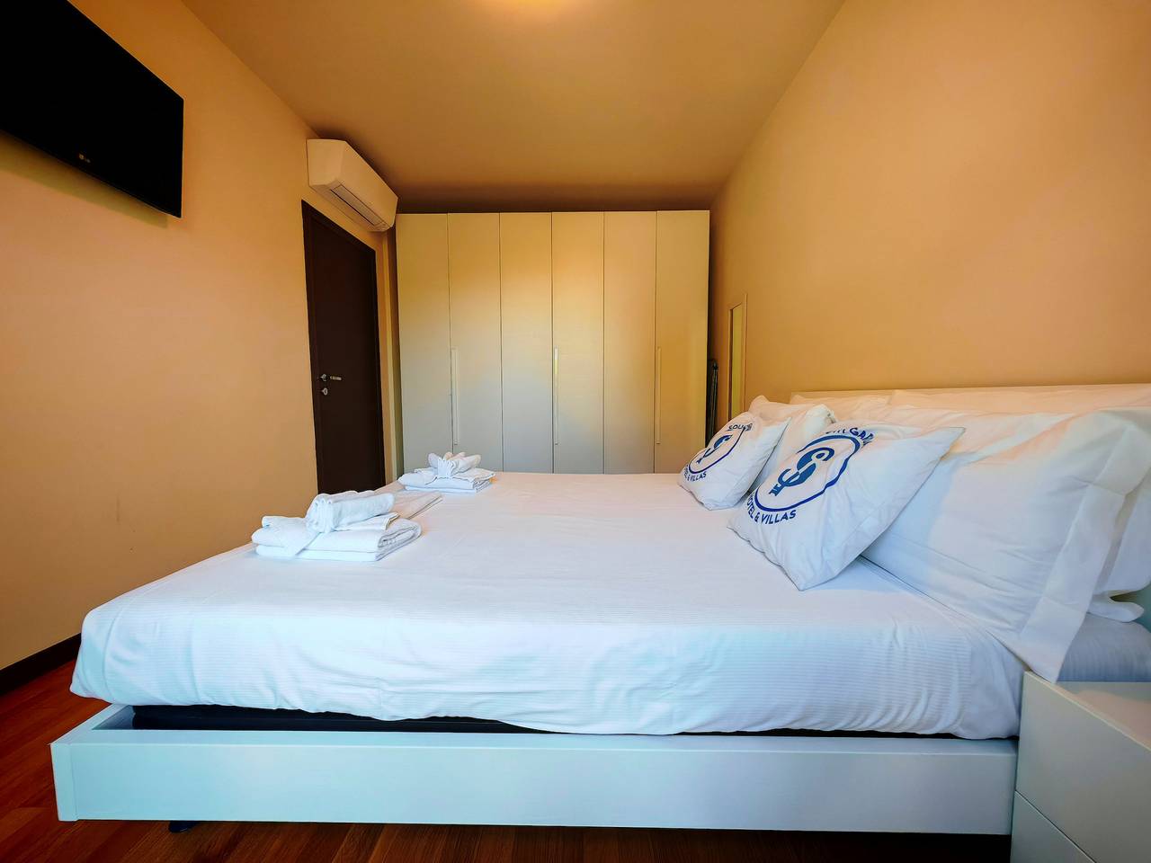 Appartement entier, Sg Family - Dimora Smeraldo in Castelnuovo del Garda, Montagnes autour du lac de Garde