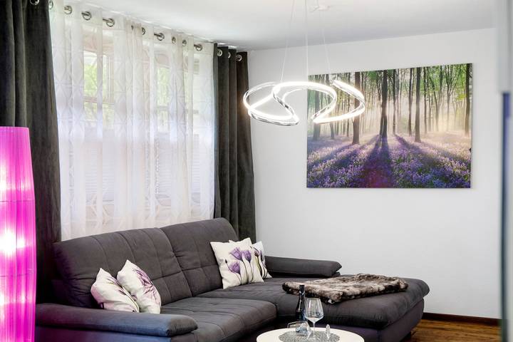 Ganze Wohnung, Ferienwohnung "Mosers am Sonnenhang" mit Bergblick, privater Terrasse und Wlan in Jenbach, Bezirk Schwaz