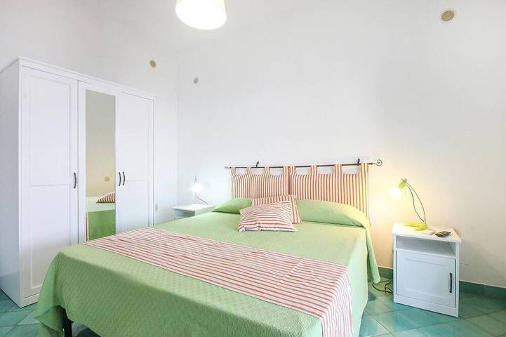 Appartement entier, Superbe appartement à Vietri sul Mare (Raito) avec vue sur la mer in Spiaggia dei Ninnilli, Vietri sul Mare