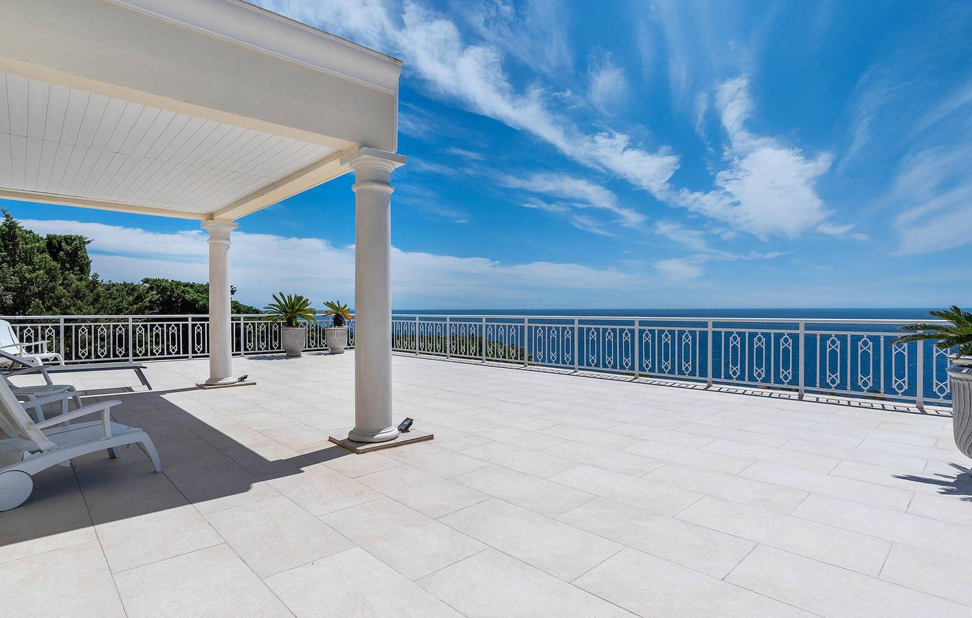 Luxuriöses Apartment mit Pool und Parkplatz, 2 km zum Strand in Les Issambres, Roquebrune-sur-Argens