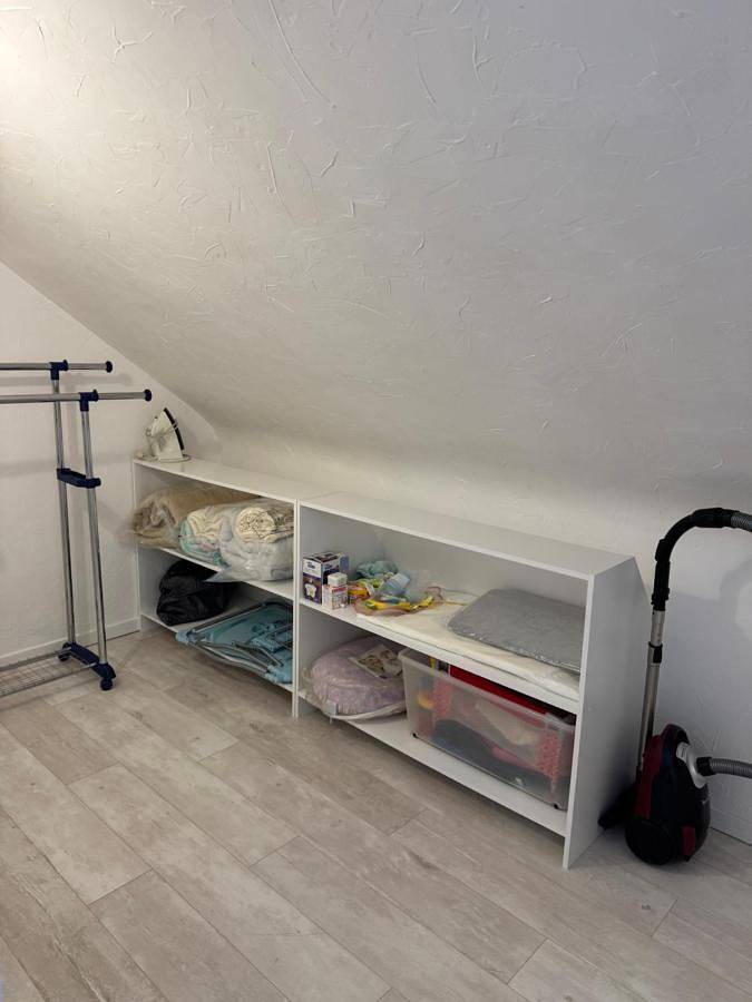 Appartement entier, Two-Bedroom Apartment in Nasbinals, Région de Mende