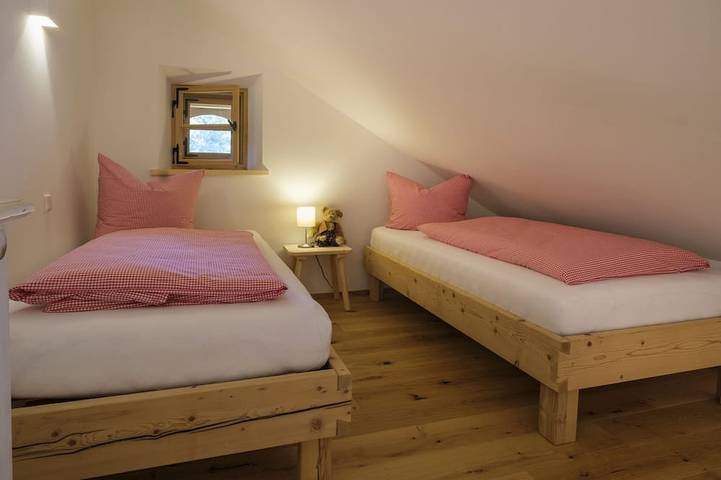 Ferienwohnung für 4 Personen, mit Sauna und Balkon sowie Garten in Wackersberg - 4