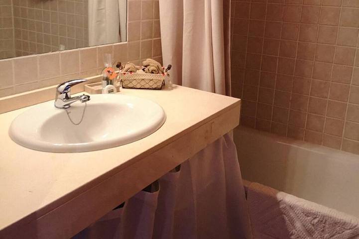 Apartamento entero, Dúplex 3 hab. Piscina, Chimenea, Vistas, Secadora y Wifi in DAS (desambiguación), Pirineo Catalan