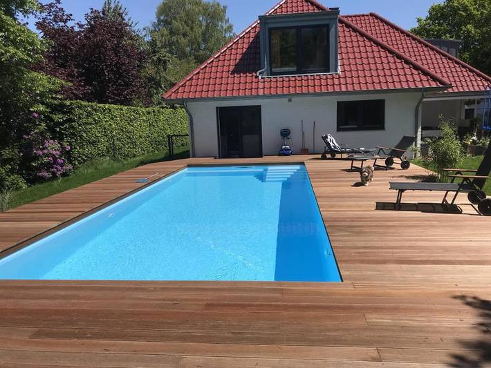Ferienwohnung für 8 Personen, mit Terrasse und Whirlpool sowie Garten und Pool in Schiffdorf