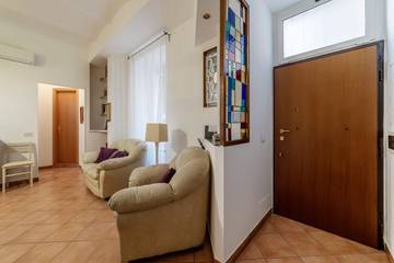 Holiday Apartment for 6 People in Rome, Rome Province, Photo 2