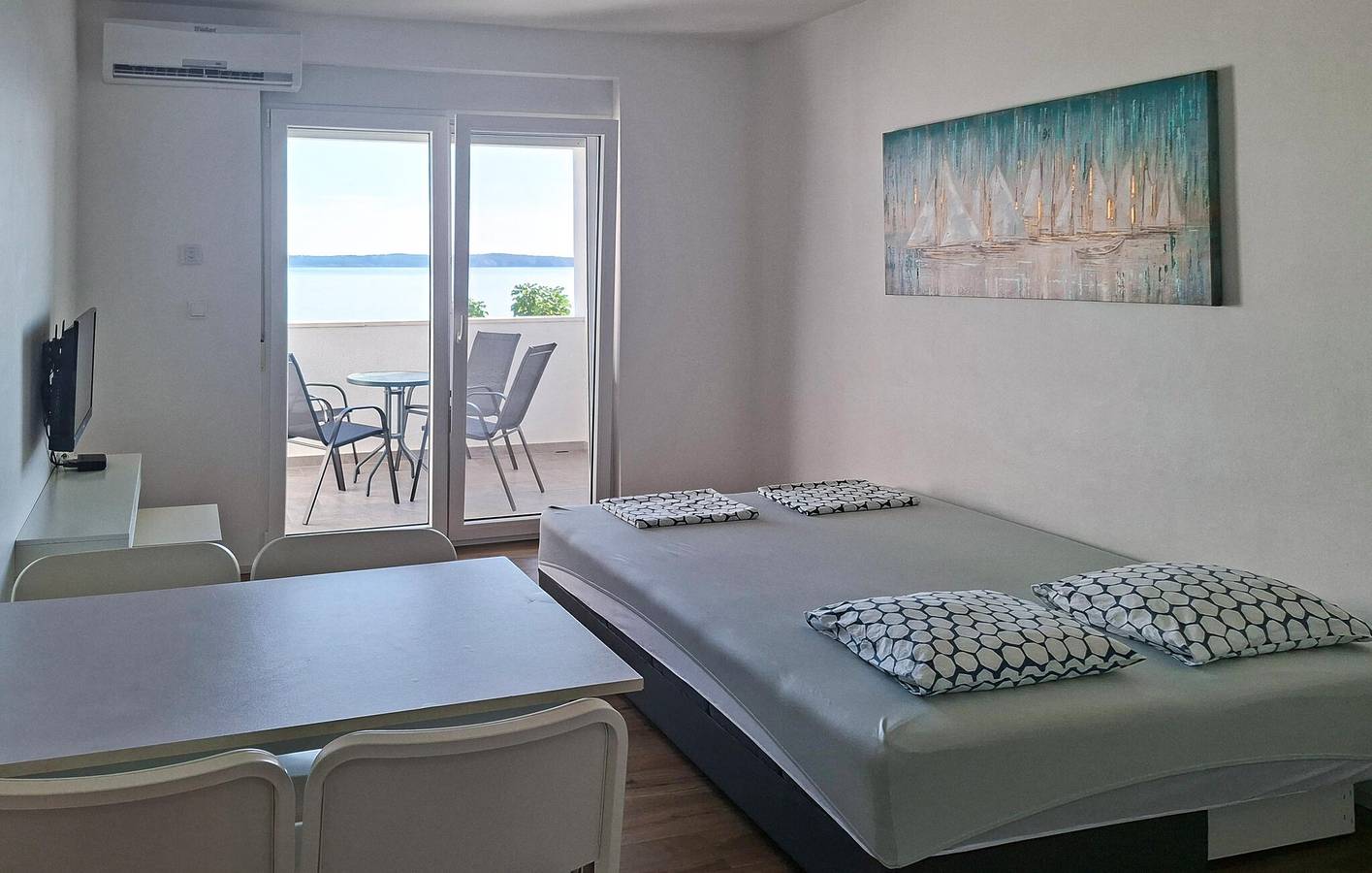 Ganze Ferienwohnung, Ferienwohnung für 2 Personen mit Garten in Rtina, Zadar