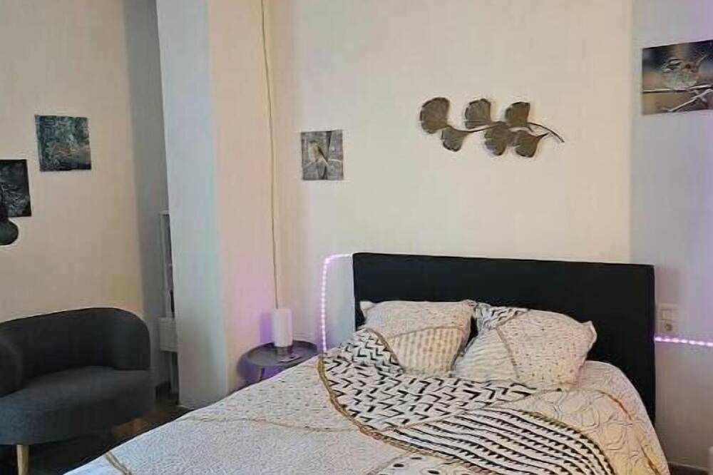 Superbe Chambre Tout Confort in Béziers, Côte d'Améthyste