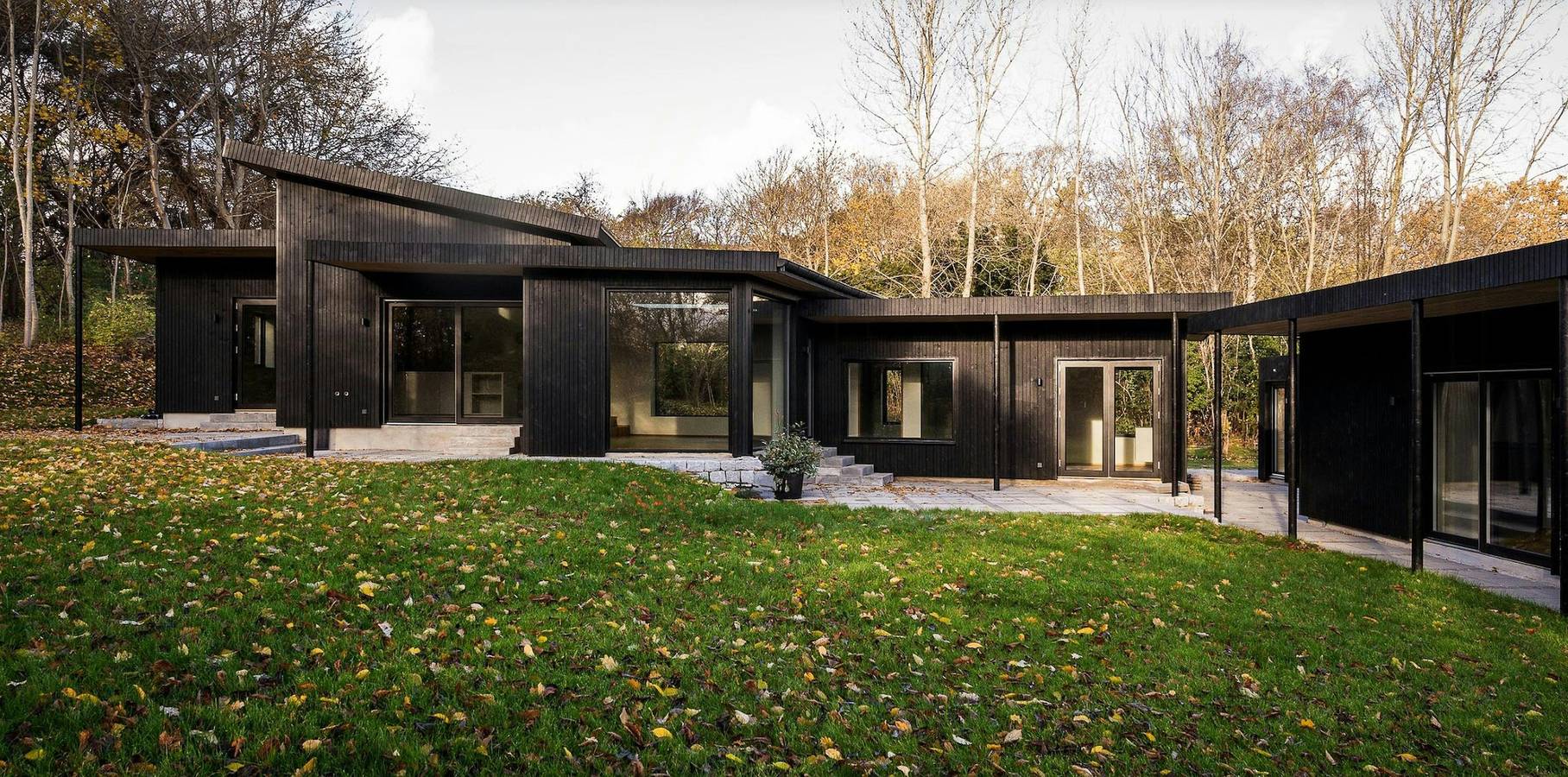 Arkitektonisk perle ved Kattegat med gæstehus in Rågeleje, Kattegat