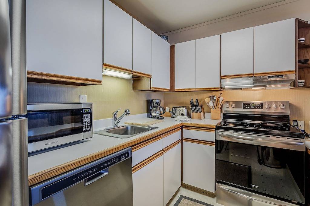 Ganze Wohnung, 🏔️Ski-In, Ski-Out~Hot Tub~Studio Deluxe 402🏔️ in Snowmass Village, Aspen Snowmass