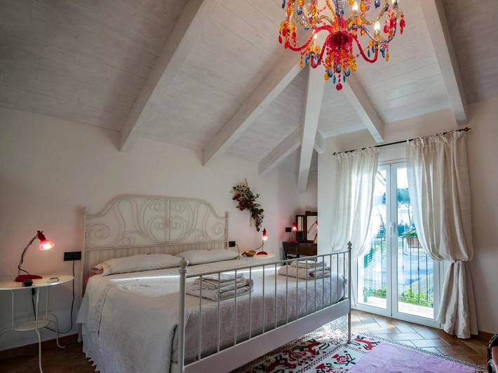 B&b per 2 persone, con Balcone e Terrazza nonché Giardino e Panorama a Ceriale