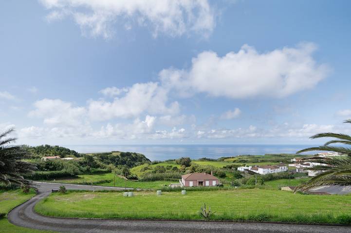 Location de vacances pour 5 personnes, avec jardin dans São Miguel - 2