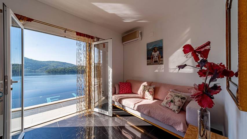 Villa pour 6 personnes, avec jardin et terrasse à Vela Luka - 4