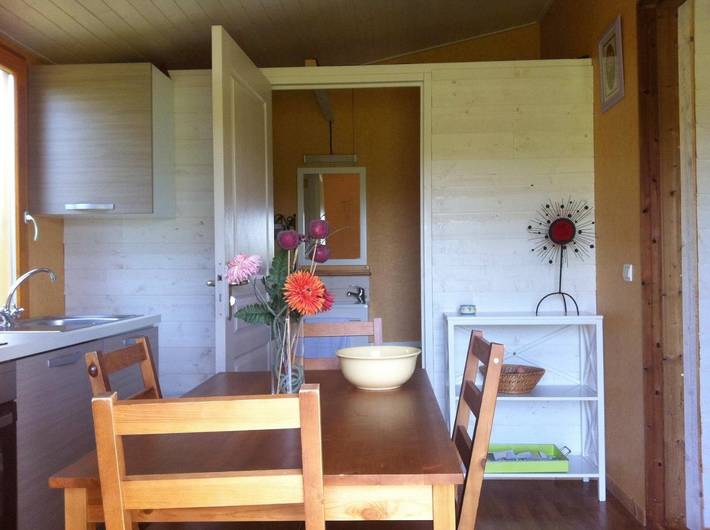 Gîte pour 4 personnes, avec jardin et piscine ainsi que terrasse et vue à Mars-sur-Allier - 2