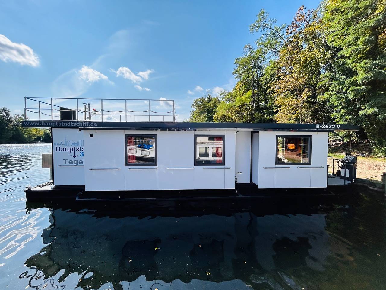 Schwimmendes Ferienhaus in Berlin in Treptow - Köpenick, Berlin