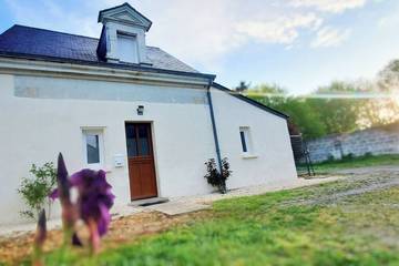 Gîte pour 4 personnes, avec piscine et jardin dans Loire-Authion