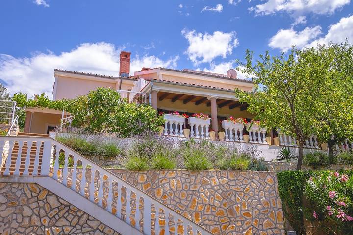 Ferienwohnung für 2 Personen, mit Balkon/Terrasse, mit Haustier in Njivice - 4