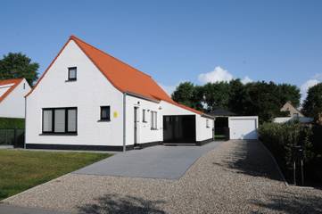 Gîte pour 6 personnes, avec jardin ainsi que terrasse et jacuzzi, animaux acceptés dans Oostduinkerke