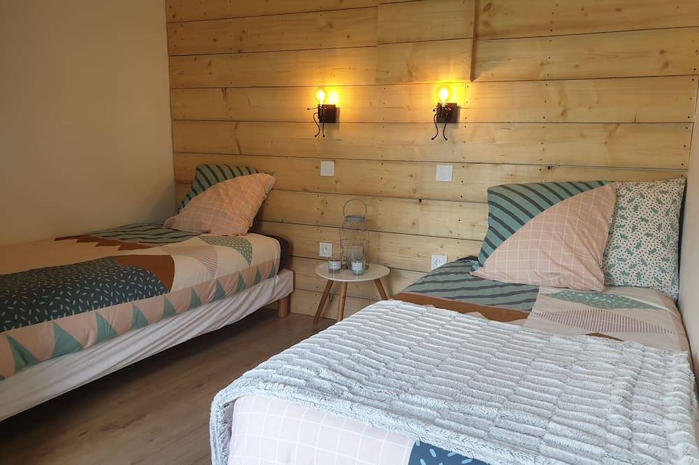 Gite meublé Bourbourg - 2 chambres - 5 personnes - jardin clos - parking privé in Bourbourg, Région de Dunkerque