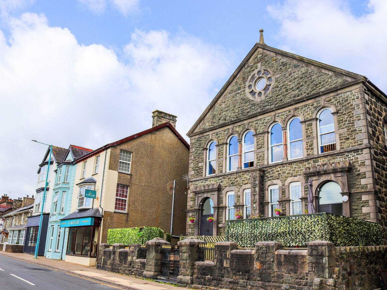 Entire apartment, The Auction House in Criccieth, Gwynedd