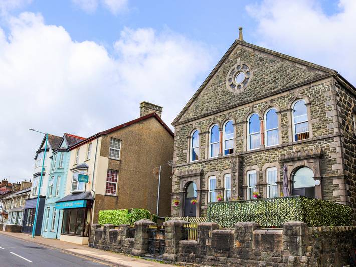 Holiday rental for 11 people, with garden, with pets in Criccieth