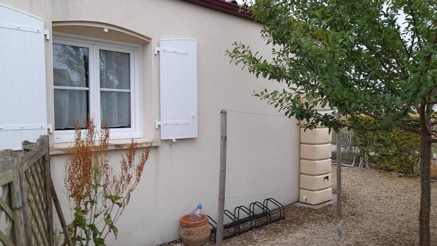 Gîte pour 4 personnes, avec vue et jardin à Semussac - 4