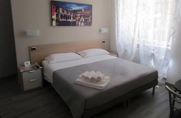 Casa De Huéspuedes para 2 Personas en Verona, Montañas Garda, Foto 2