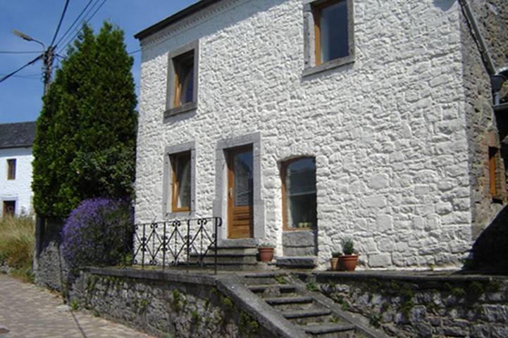 Vakantiehuis voor 4 personen, with zwembad and terras as well as tuin, met huisdier - 1