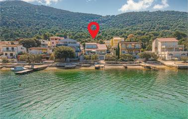 Ferienhaus für 9 Personen, mit Terrasse, mit Haustier in Grad Šibenik