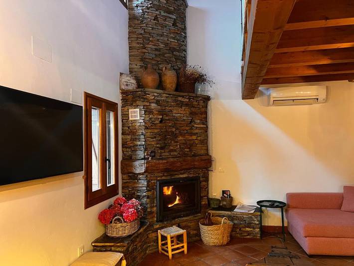 Apartamento de vacaciones para 4 personas, con vistas además de jardín y piscina - 1