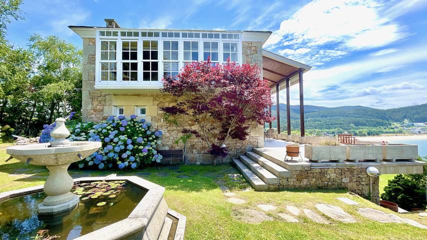 Casa de vacaciones para 12 personas, con Vistas al mar y Jardín en Viveiro