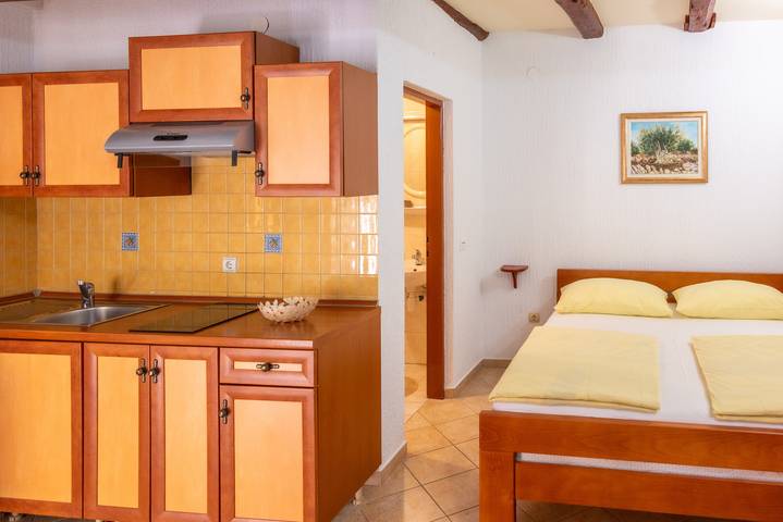 Ganzes Studio, Studio apartment Luce in Povljana, Pag