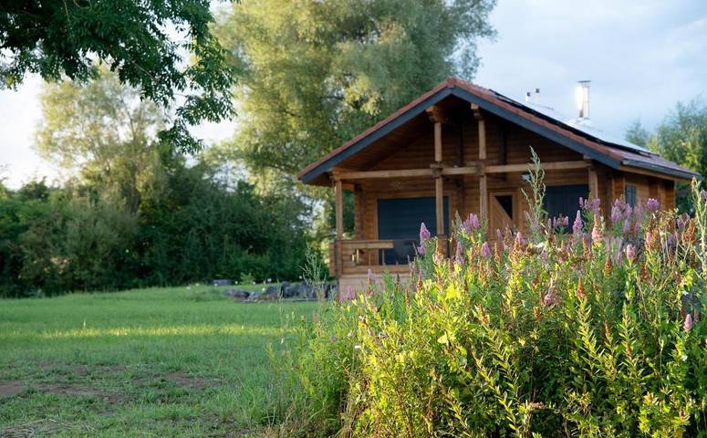 Maison de vacances pour 6 personnes, avec Balcon et Terrasse ainsi que Jardin et Vue sur le lac