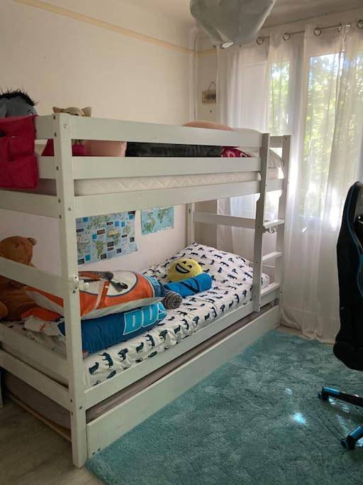 Gîte pour 6 personnes, avec vue et jardin à La Celle-Saint-Cloud - 4