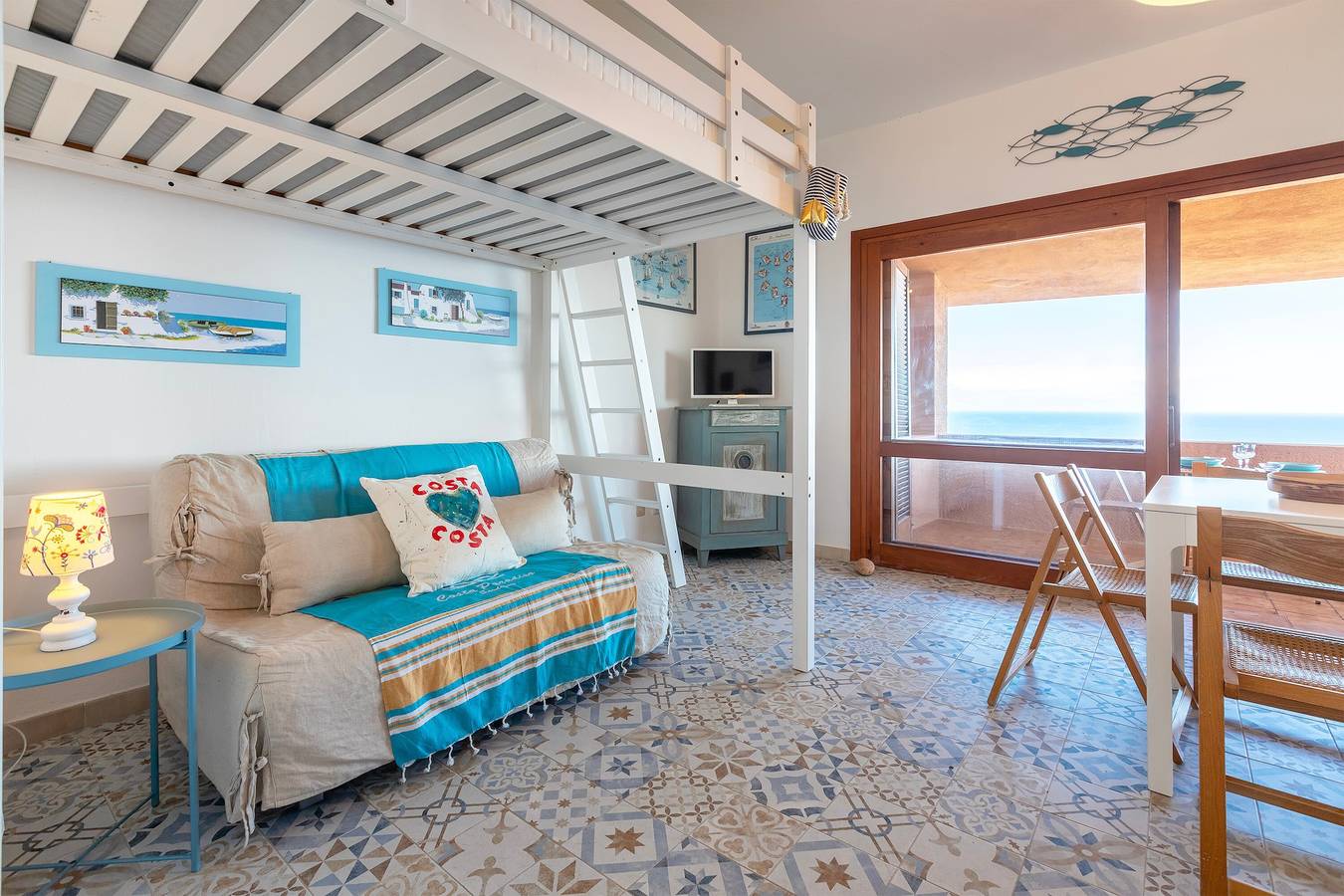 Appartement entier, Appartement 'Il Belvedere Di Achille' avec vue sur mer, terrasse privée et climatisation in Costa Paradiso, Trinità d'Agultu e Vignola