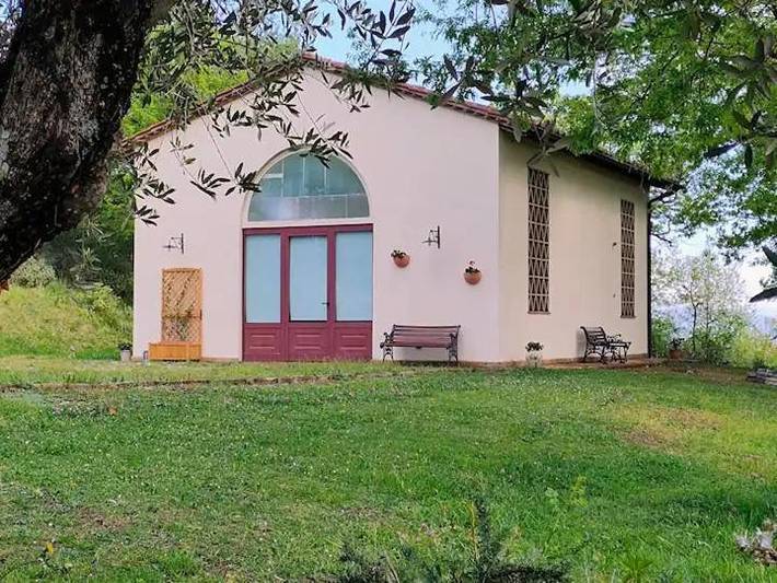 Chambre d’hôte pour 4 personnes, avec Terrasse et Jardin ainsi que Piscine et Vue à Pérouse