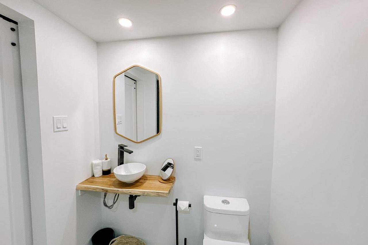 Entire apartment, Studio Resten by Gestion Elite in Quebec