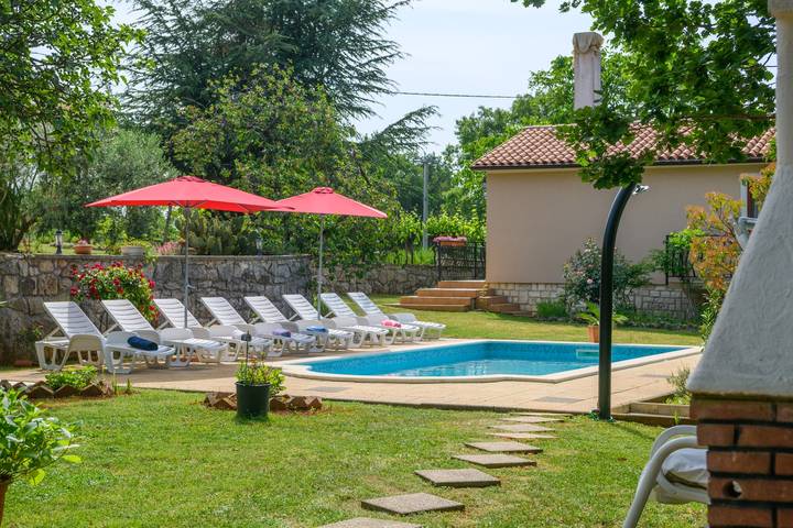 Villa pour 10 personnes, avec terrasse et piscine dans Istrie - 4