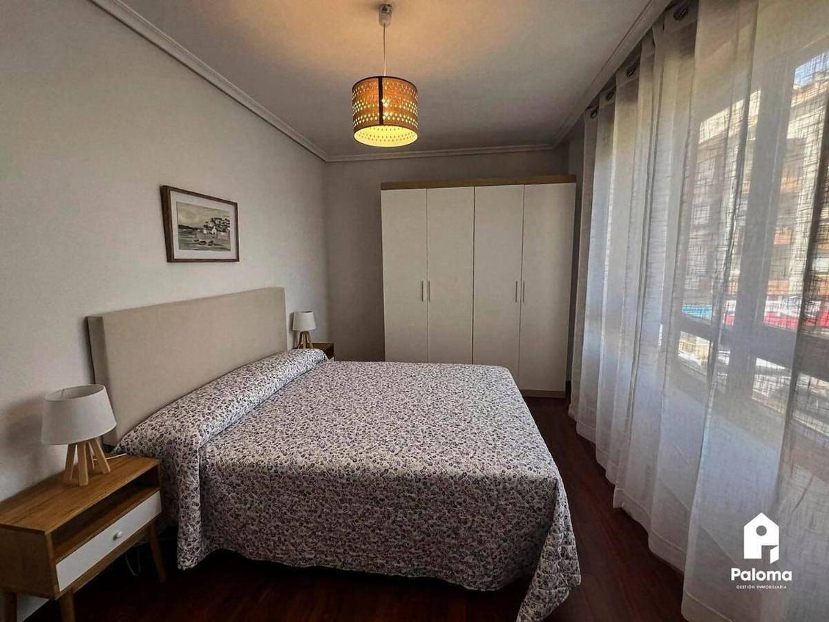 Apartamento entero, Three-Bedroom Apartment in San Vicente de la Barquera, Oyambre