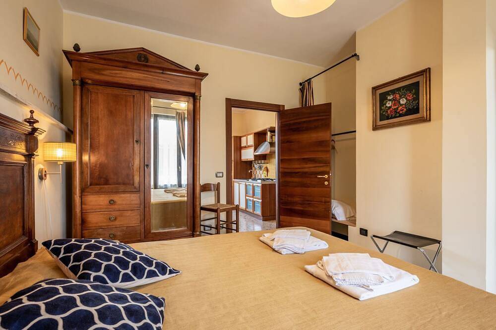 Entire apartment, Il Sole by Interhome in La Morra, Langhe